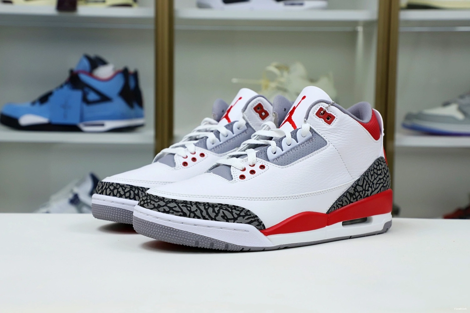 AIR 3RETRO